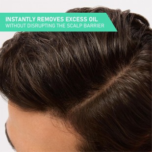 CeraVe Oil Control Balancing Shampoo, Clarifying Shampoo With Ceramides 355mL