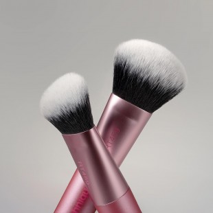 Real Techniques Ultimate Multi Tasker Brush (1UND)