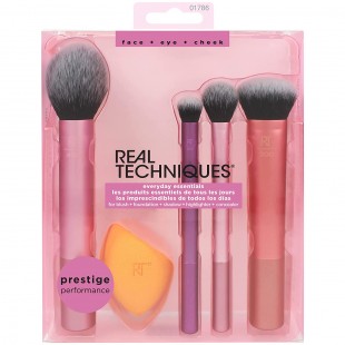 Real Techniques Makeup Brush Set with Sponge Blender